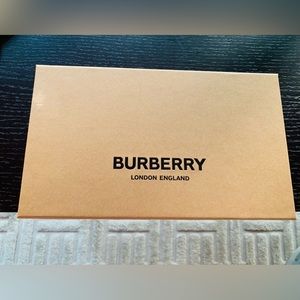 Burberry pink long leather wallet